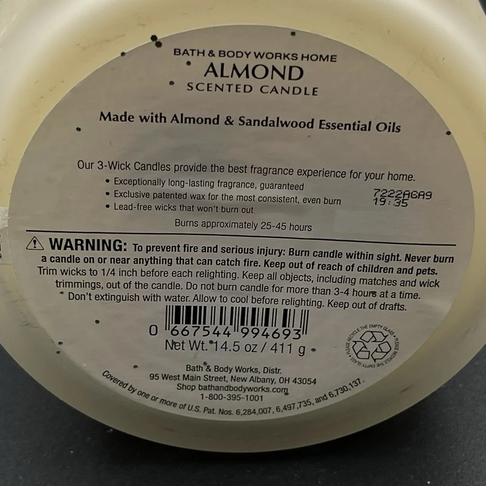 Bath & Body Works Almond 3-Wick Scented Candle 14.5 oz Sandalwood Essential Oil‎ - Picture 4 of 5